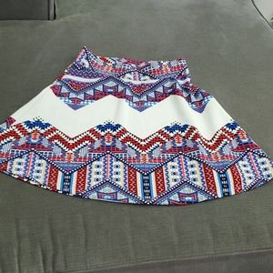 💥50% sale💥Charlotte patterned skirt sz S #922